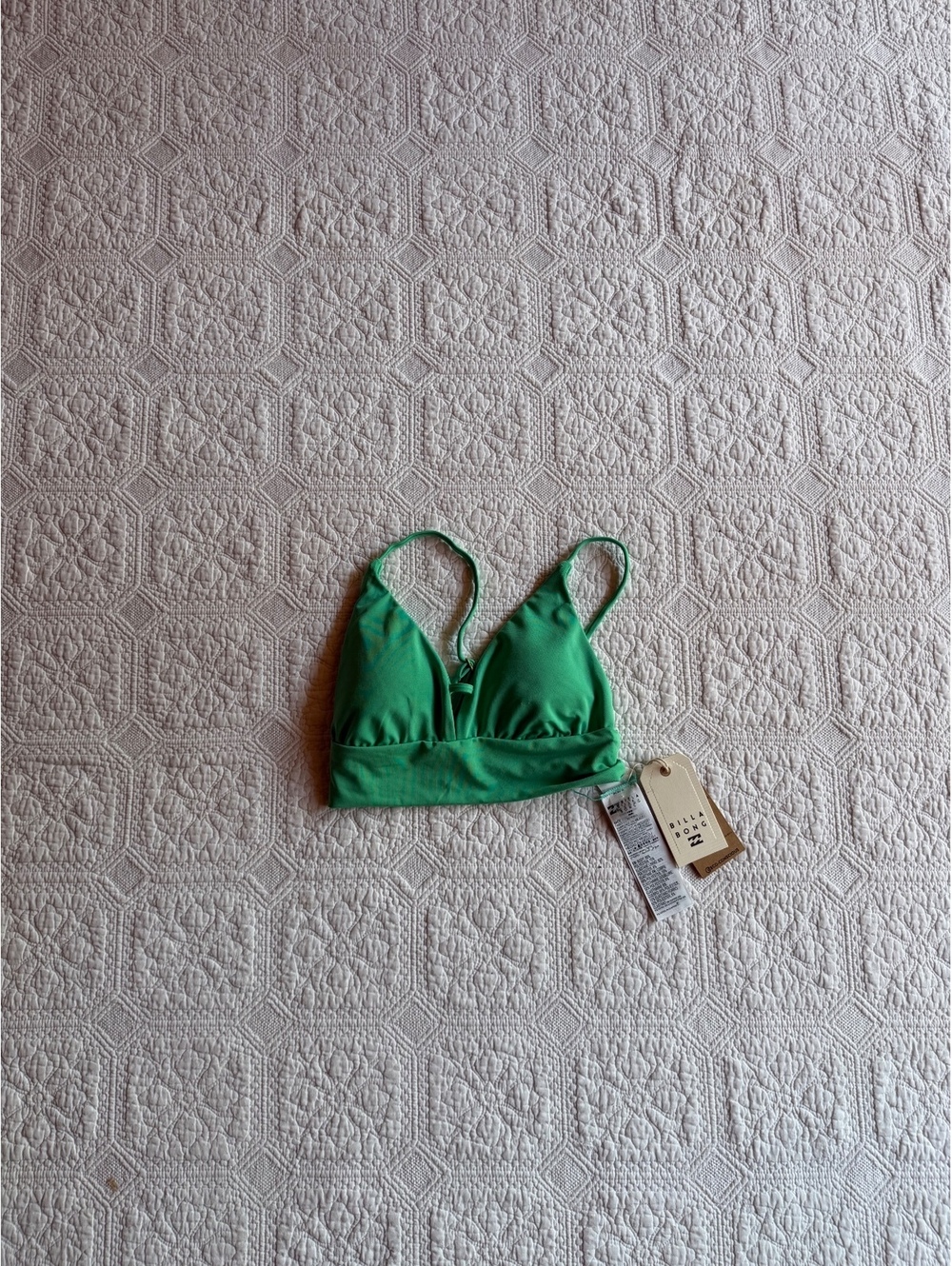 Brand new with tags Billabong Eco-Conscious Green Triangle Bikini Top Size xs
